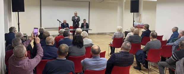 STARACHOWICE | Spotkanie z Adrianem Stankowskim: o mediach, polityce i roli debaty publicznej