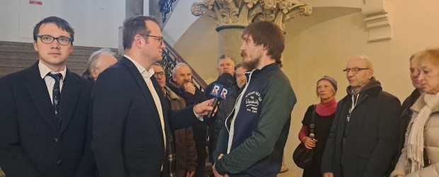 WROCŁAW | Klubowicze w Sądzie Rejonowym we Wrocławiu w obronie Pana Krzysztofa Jurgowiana – „Nie bać Tuska”