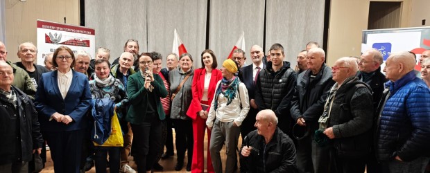 PIOTRKÓW TRYB. | Spotkanie z Anną Gembicką oraz Anną Milczanowską i Antonim Macierewiczem