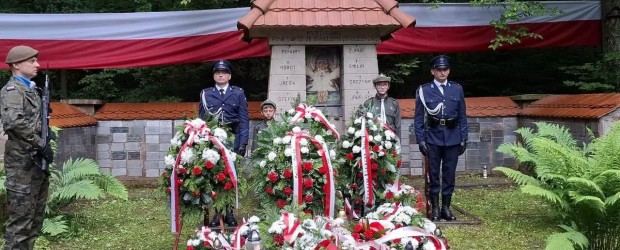 KIELCE-CENTRUM | Uroczystości na Polanie Wykus upamiętniające walki i poległych żołnierzy z oddziału AK