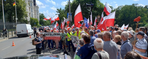 DŁUGOŁĘKA | Protest pod ambasadą niemiecką we Wrocławiu