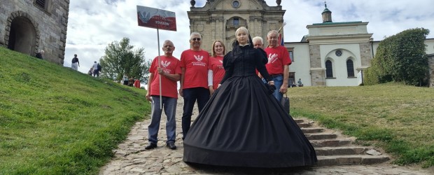 STASZÓW |  Pielgrzymka Bohaterów na Św. Krzyż