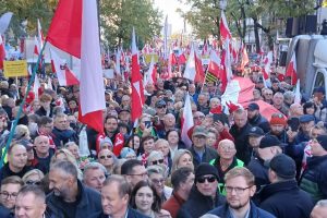 DZIERŻONIÓW | Manifestacja w obronie Trybunału Konstytucyjnego